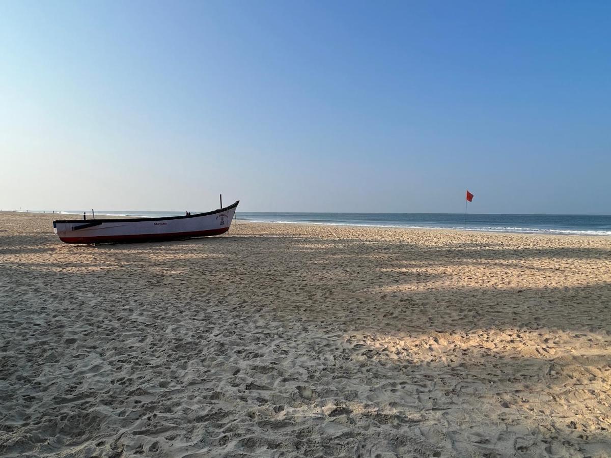 Happy Shack And Wooden Huts Colva